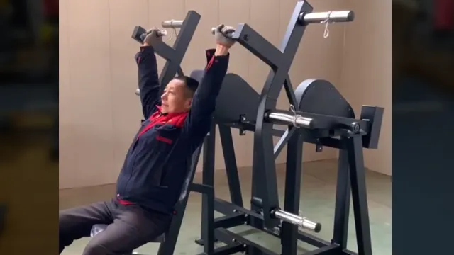 Seated Shoulder Press Machine
