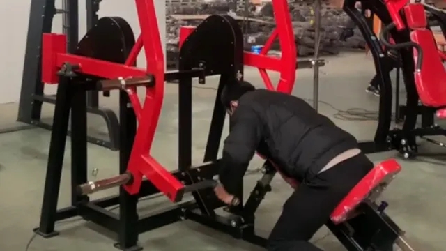 Incline Prone Row Machine