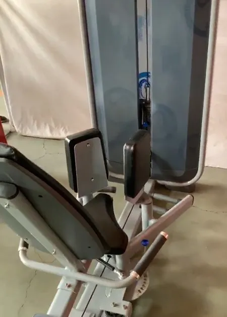 Abductor & Adductor Machine