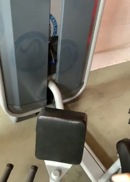 Abductor & Adductor Machine