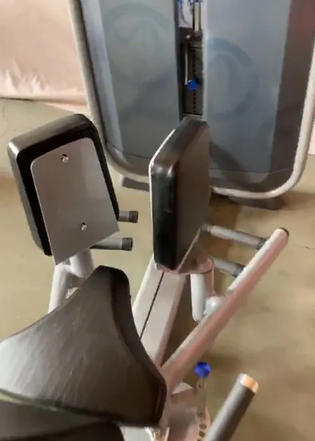 Abductor & Adductor Machine