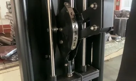 Calf Raise Machine