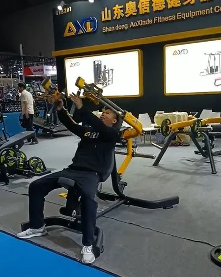 Incline Pec Fly Machine