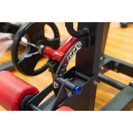 Seated Lat Pulldown Machine
