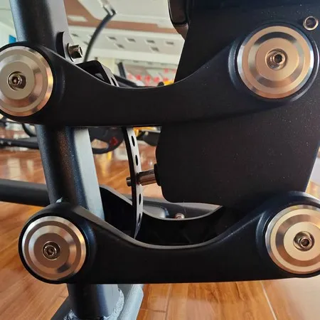 Seated Lat Pulldown Machine
